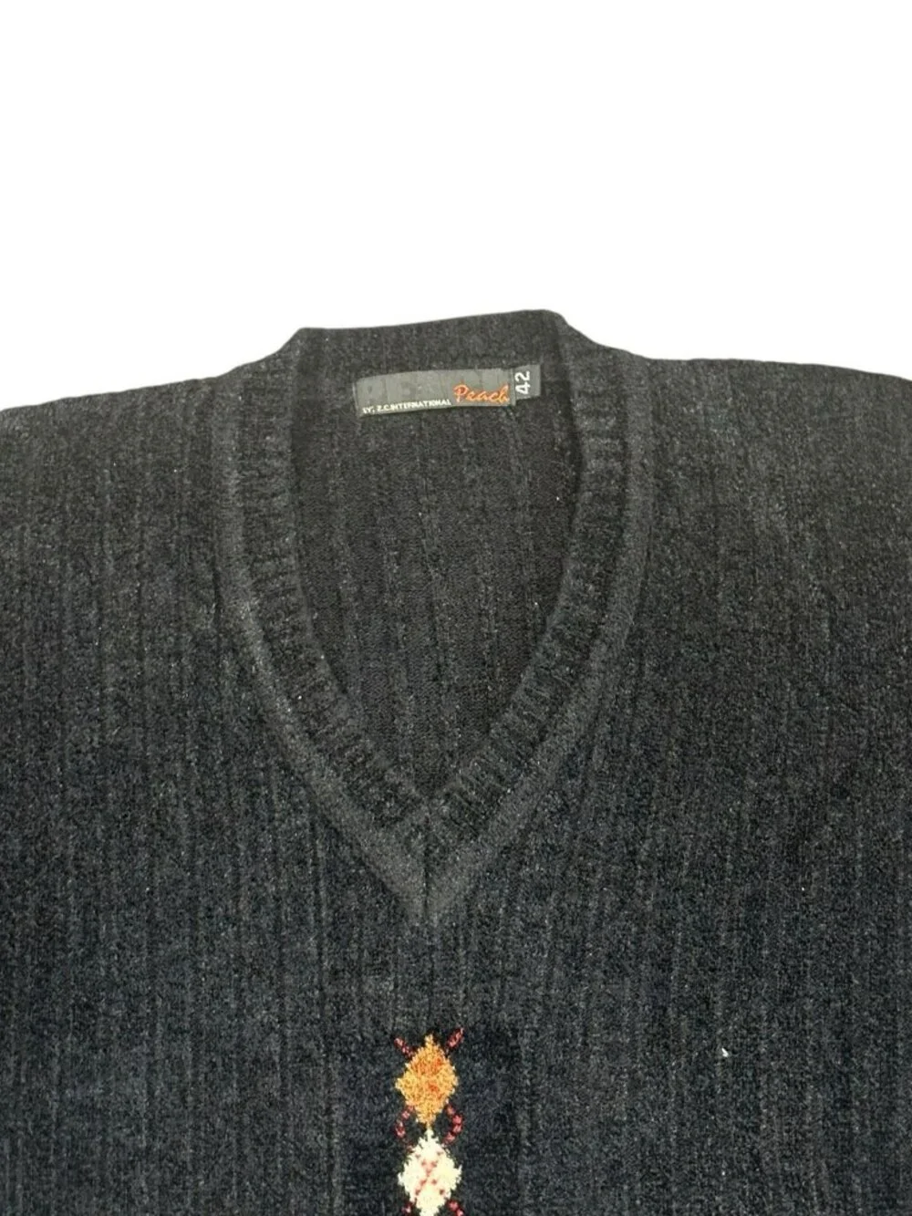 Peach By Z.C. International Men’s Black V Neck Diamond Pattern Sweater Sz 42